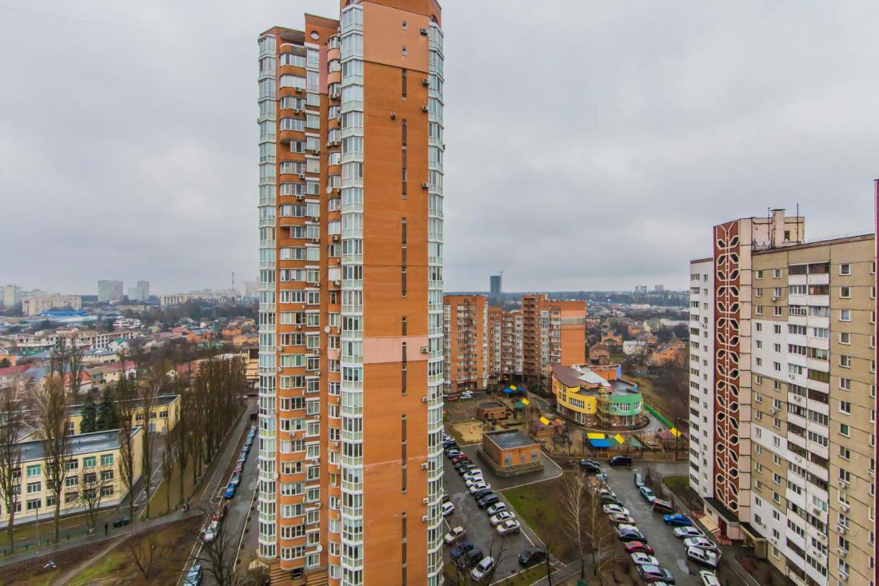 Уютная, Просторная Видовая Трехкомнатная Квартира Возле Метро Академгородок На 6 Мест Киев Экстерьер фото